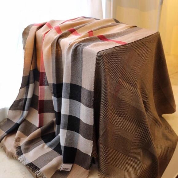 Women Scarf - Picture 2 of 6